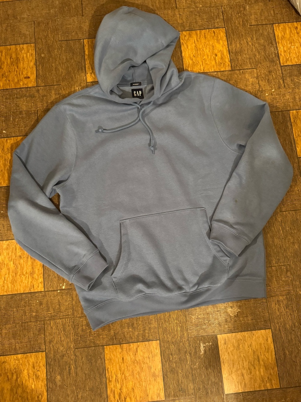 Gap Vintage Soft Nap Hoody New York Knicks Jordan New Balance 9060 Adidas Samba